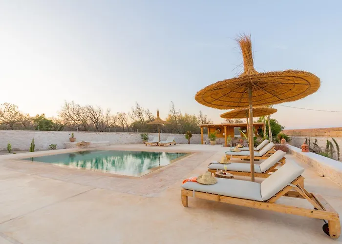 Villa Lirio, Piscine Privee Et Services