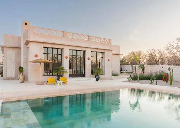 Villa Lirio, Piscine Privee Et Services