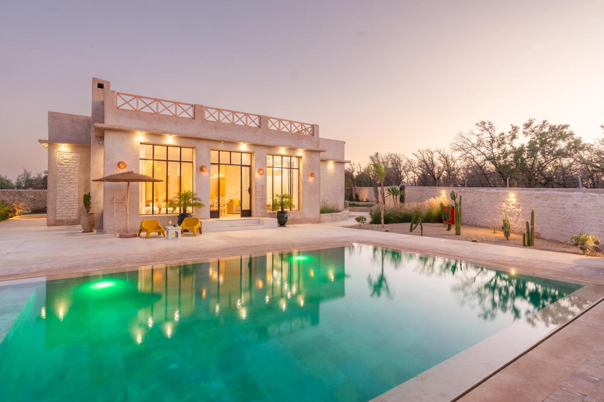 Lirio, Piscine Privee Et Services *